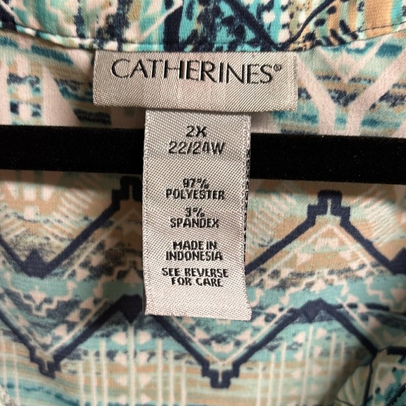 Catherines Button Up Blouse/Top Native American Print Design Size 2X (22/24) - Picture 2 of 12